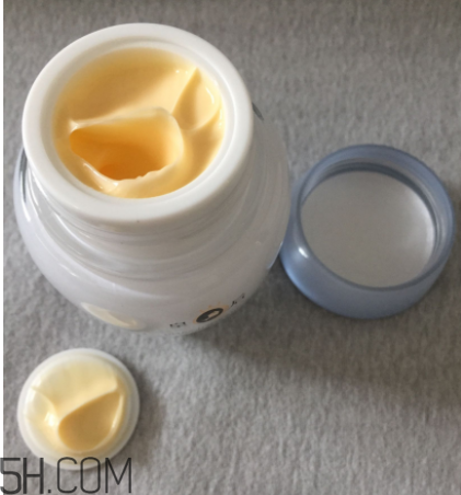 片仔癀珍珠膏(臻潤級)適合油皮嗎？過敏嗎？