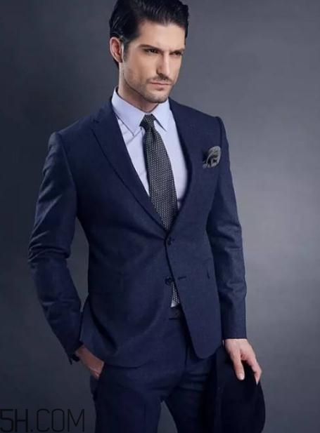 阿瑪尼衣服貴嗎？阿瑪尼衣服多少錢一件？