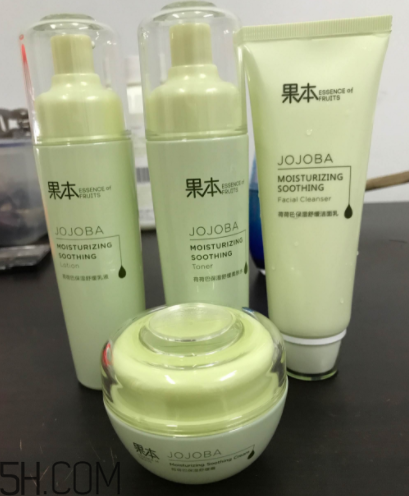 詩婷露雅荷荷巴系列有刺激嗎？適合敏感肌嗎？