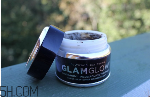 glamglow藍(lán)罐面膜使用測評 glamglow面膜價(jià)格多少錢