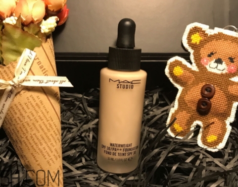mac魅可和玫珂菲哪個好？mac魅可和make up for eve對比