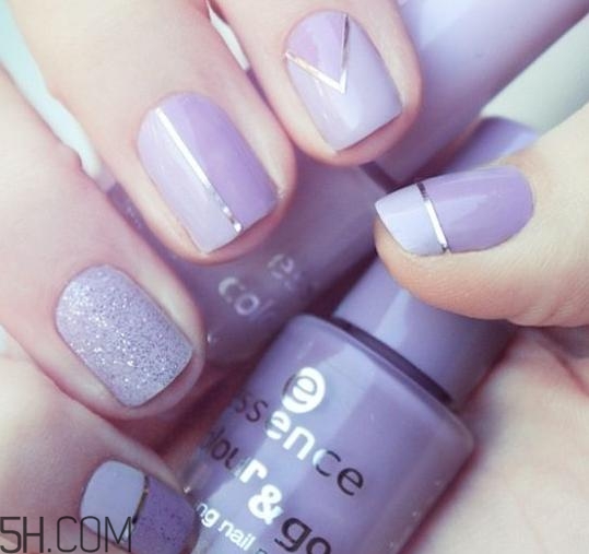 冬天涂什么指甲油好看？手黑涂什么指甲油好看？