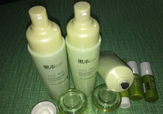 詩(shī)婷露雅荷荷巴系列有刺激嗎？適合敏感肌嗎？
