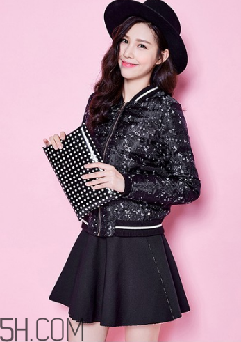 女裝羽絨服怎么保養(yǎng)？輕薄羽絨服怎么搭配？