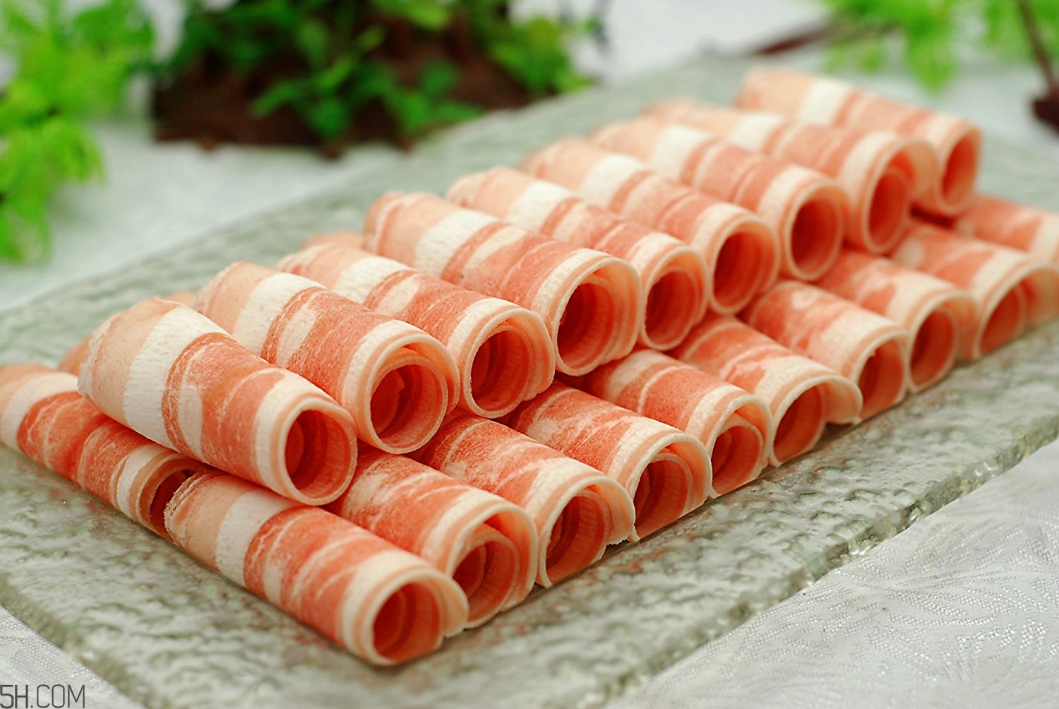 羊肉和香蕉可以一起吃嗎？吃了羊肉可以吃香蕉嗎？