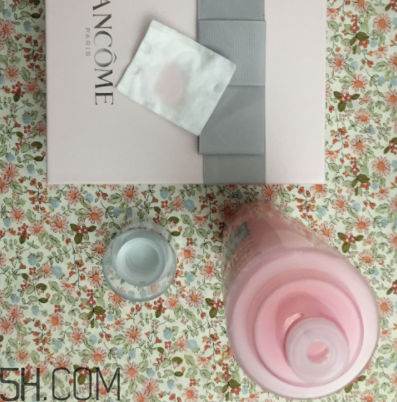 蘭蔻粉水不適合油皮？蘭蔻粉水適合什么膚質(zhì)？