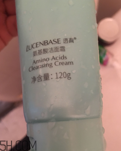透真氨基酸潔面霜過敏嗎？透真氨基酸潔面霜適合敏感肌嗎？