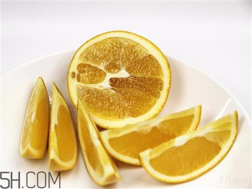 柿子和橙子能一起吃嗎？吃完橙子可以吃柿子嗎？