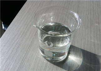 甘油會(huì)讓皮膚變黃嗎？甘油要怎么使用？