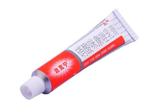達克寧能治灰指甲嗎？達克寧能擦臉嗎？
