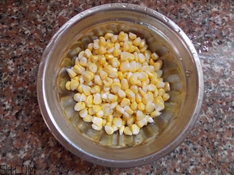 紅豆薏米能和玉米一起煮嗎？紅豆薏米加玉米有什么好處？