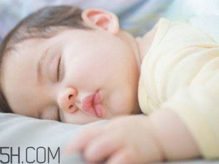 嬰幼兒腹脹要怎樣按摩？寶寶吃奶睡著了怎么辦？
