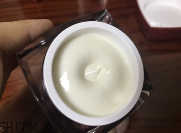 京城之霜為什么乳化之后才涂抹？京城之霜怎么用？