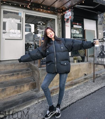 面包服搭配什么鞋子？面包服搭配鞋子圖片