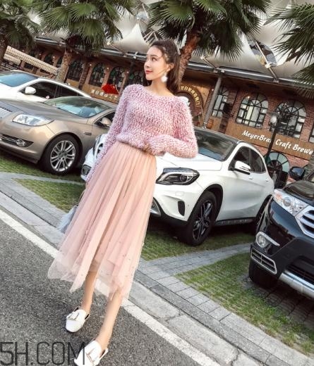 粉色裙子配什么鞋子？不同款式不同的風(fēng)格
