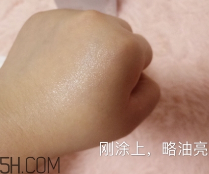 自然堂化妝品多少錢(qián)一套？
