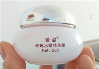 萱姿玫瑰水精華霜怎么樣？萱姿玫瑰水精華霜有激素嗎？