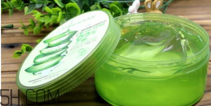 蘆薈膠補水嗎？蘆薈膠身體乳的替代品