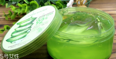 臉上過敏能用蘆薈膠嗎？蘆薈膠還可以去紅血絲