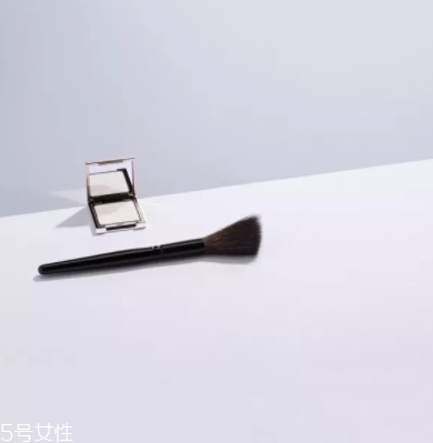 高光刷哪個牌子好？好用到哭的高光刷
