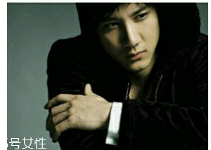 屁股下巴是一種病嗎？長(zhǎng)好了顏值高