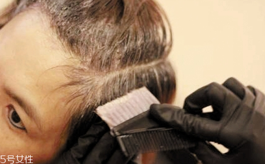 染發(fā)有哪些危害？染發(fā)可能引發(fā)癌變