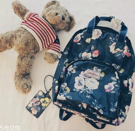 cath kidston是什么牌子？少女最愛(ài)的小碎花風(fēng)代表