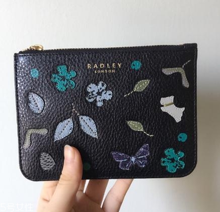 radley包質(zhì)量怎么樣？低價(jià)格高品質(zhì)包包的代表