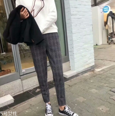 過膝棉服怎么搭配 來自不同的靈感 過膝棉服怎么搭配 來自不同的靈感