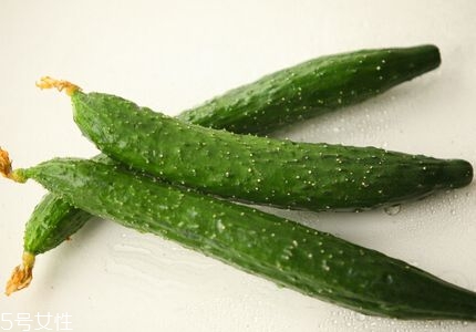 女性經(jīng)常揉肚子能減肥嗎？揉肚子好處多多