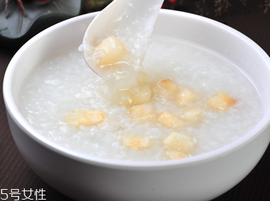 喝粥真的能續(xù)命嗎？權(quán)威報告說可以降低死亡率