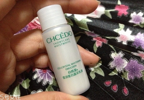 自然堂乳液多少錢一瓶？看看各個系列的報價