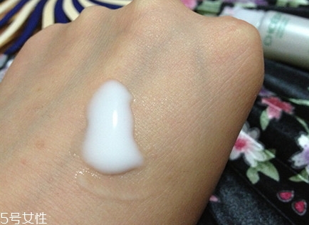 自然堂乳液多少錢一瓶？看看各個系列的報價