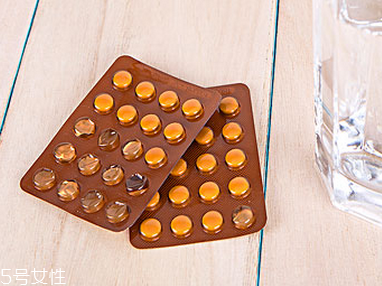 葉酸和鈣片可以同時吃嗎？葉酸和鈣片同吃無害