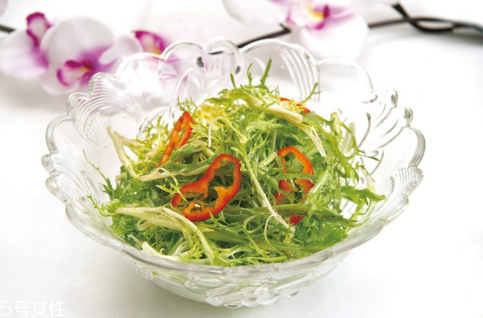 苦菊可以生吃嗎？營(yíng)養(yǎng)健康苦菊菜做法