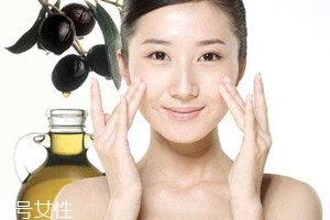 如何用橄欖油洗臉？美容又護(hù)膚