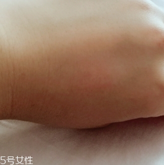 自然堂卸妝水好用嗎？從價(jià)格和效果說(shuō)起