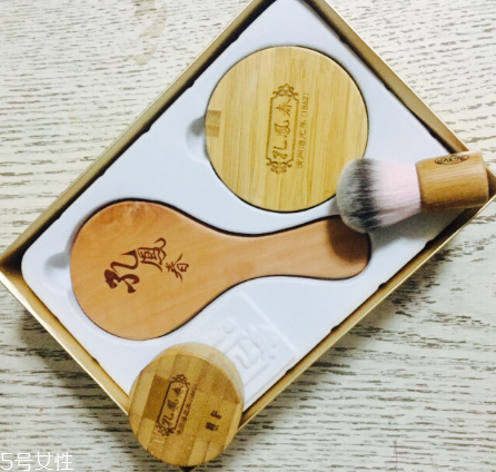 孔鳳春彩妝有哪些好用？國貨經典