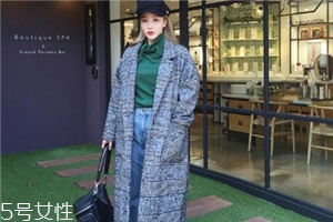 灰色大衣配牛仔褲好看嗎？打造中性灑脫范兒