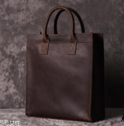 瘋馬皮是真皮嗎？可以自我修復(fù)的神奇皮革