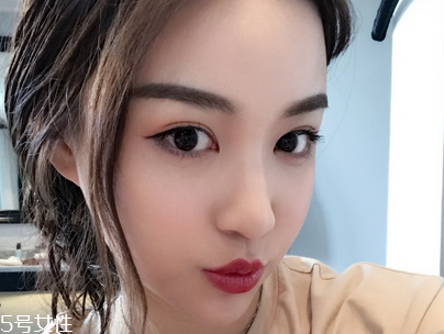 激光點(diǎn)痣后多久能洗臉？點(diǎn)痣后臉上有可能會(huì)有凹洞