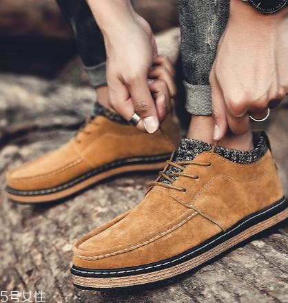 瘋馬皮變黑怎么處理？將英倫復(fù)古風(fēng)進(jìn)行到底