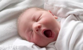 香蕉能安眠嗎？富含鎂元素讓人安眠