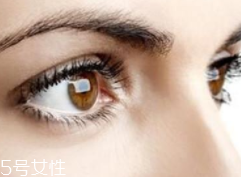黑眼圈為什么睡夠了還是去不掉？體質(zhì)原因也會(huì)造成黑眼圈