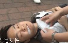 癲癇發(fā)作時(shí)怎么辦？讓他安靜地做一個(gè)抽搐的患者