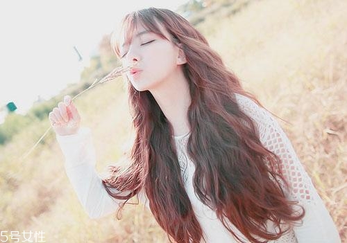 脖子后面有痣好嗎？激光冷凍祛痣易導(dǎo)致癌變