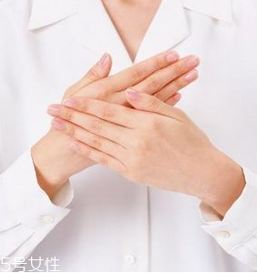 女人體質(zhì)虛寒如何調(diào)理？飲食調(diào)理是關(guān)鍵