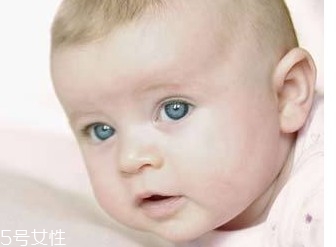 怎樣應(yīng)對(duì)寶寶口臭問題？體內(nèi)外調(diào)節(jié)是關(guān)鍵