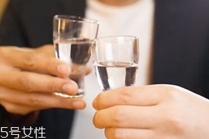 喝多少酒算安全？有基因缺陷的中國人最好不要喝