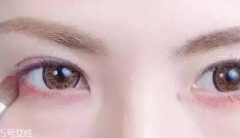 兔子腮紅怎么畫(huà)才可愛(ài)？中年少女必備腮紅畫(huà)技
